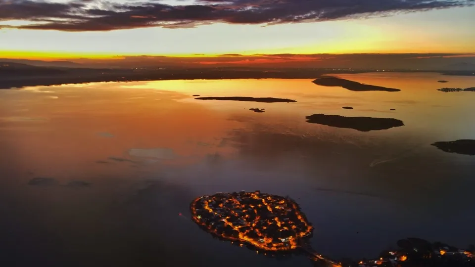Gölyazı’da büyüleyici gün batımı