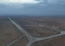 İşgalci İsrail, Suriyede havaalanını vurdu
