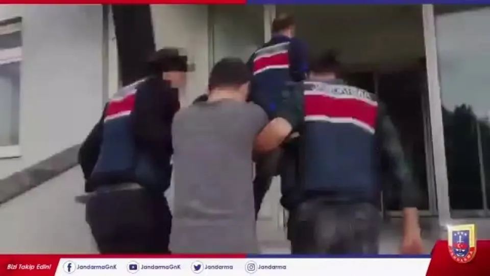 Firari FETÖ’cü savcı düzenlenen operasyonlar yakalandı