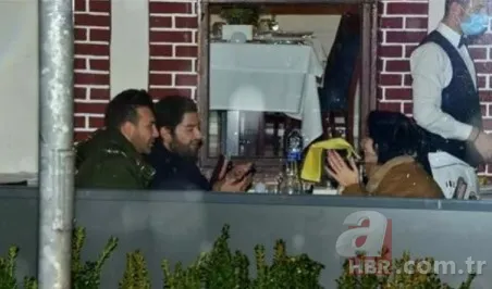 Merve Boluğur’dan aşk bombası! Sevgilisinden ayrılan Merve Boluğur genç şarkıcıyla magazincilere böyle yakalandı 5