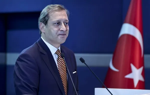 galatasaray-baskani-burak-elmastan-son-dakika-transfer-aciklamasi-gedson-ghezzal-ve-rosier-galatasaraya-gelecek-mi-1626709868649.jpg Galatasaray Başkanı Burak Elmas'tan son dakika transfer açıklaması! Gedson Ghezzal ve Rosier Galatasaray'a gelecek mi? - 1