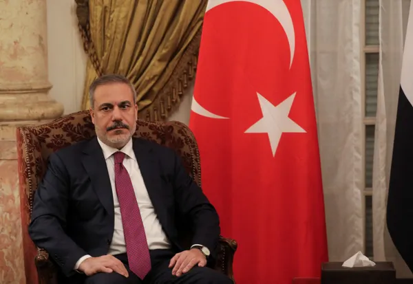 disisleri-bakani-hakan-fidan-rus-mevkidasi-lavrov-ile-gorustu-1697451612049.jpg Dışişleri Bakanı Hakan Fidan, Rus mevkidaşı Lavrov ile görüştü! - 2