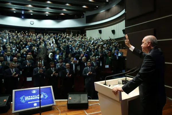 Başkan Erdoğan'dan Fransa eleştirisi: Kör, sağır ve dilsiz hale dönüştüler - 1