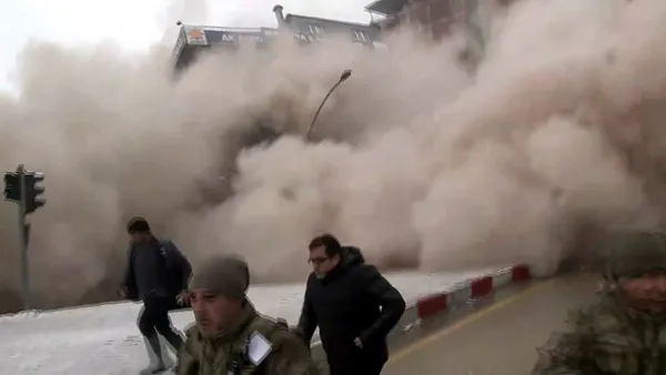 Son dakika: Dakika dakika yüzyılın depremi! İşte yaşanan tüm gelişmeler! A Haber felakete böyle yakalandı