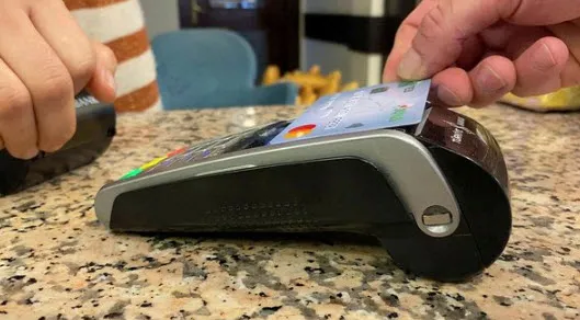 Market market dolaşıp alışveriş yaptılar! Temassız hırsızlar - 3