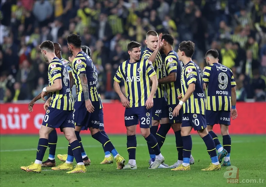 Sivasspor-Fenerbahçe maçı için muhtemel 11'ler: Fenerbahçe 7 eksikle Sivas’ta! 4
