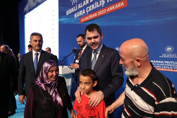 Ankara’daki sel felaketinin bilançosunu açıklayan Bakan Kurum’dan muhalefete sert eleştiri: Bize çevrecilik dersi vermeyin