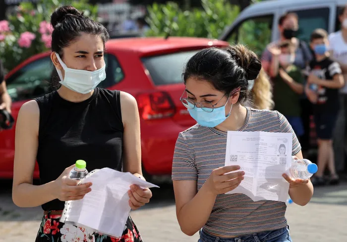 Son dakika: Yükseköğretim Kurumları Sınavı’nda YKS ilk oturum sona erdi! Milyonlarca öğrenci sınavda ter döktü