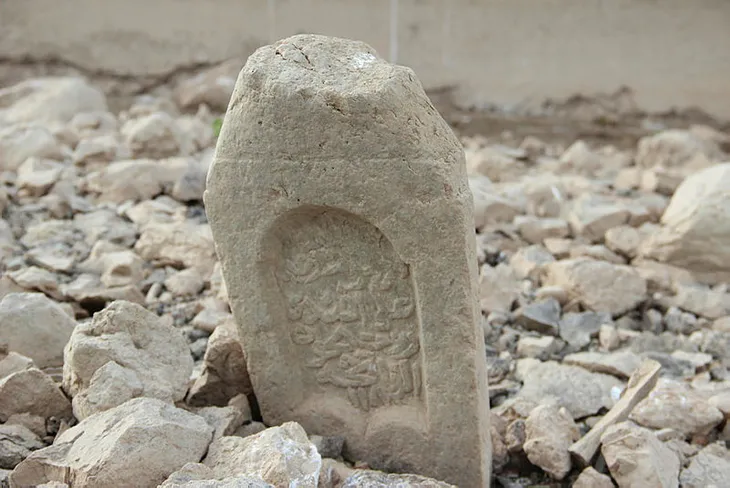 baraj-sulari-cekildi-tarihi-cami-gun-yuzune-cikti-1577807137022.jpg Baraj suları çekildi tarihi cami gün yüzüne çıktı - 3