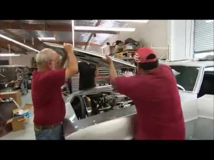 1969 model Camaro aracın son hali hayran bıraktı! Hurdalıktan satın almıştı