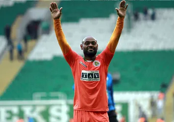 Trabzonspor'dan Vagner Love bombası