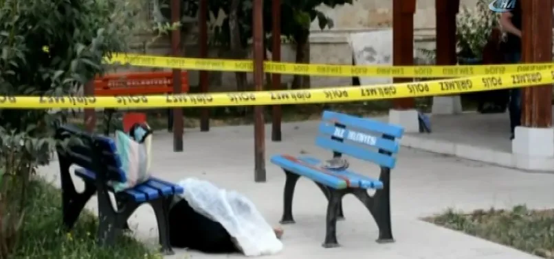 Yaşlı adam cami avlusunda ölü bulundu