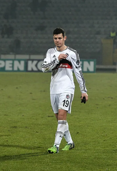 Beşiktaşlı Pedro Franco, Katar yolcusu - 1