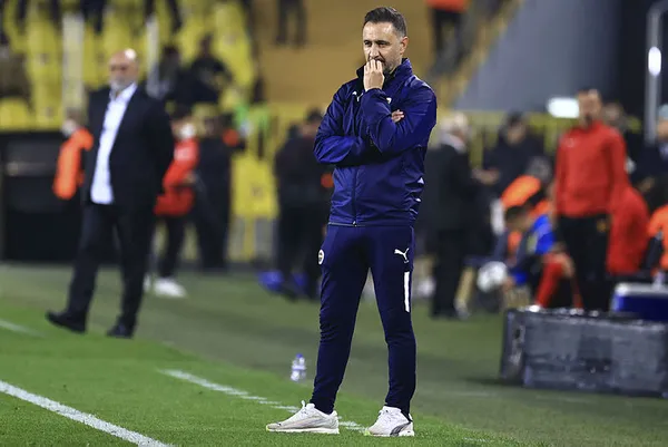 fenerbahce-teknik-direktoru-vitor-pereiradan-kayserispor-maci-yorumu-bahane-uretmek-istemiyorum-1636313627689.jpg Fenerbahçe Teknik Direktörü Vitor Pereira'dan Kayserispor maçı yorumu: Bahane üretmek istemiyorum - 1
