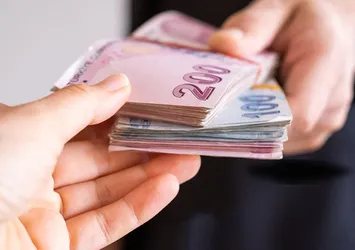 Kamuda tasarruf tedbirleri | Yeni düzenleme Resmi Gazete'de yayımlandı! Birden fazla maaş uygulamasına son