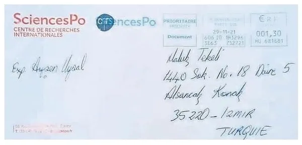 terore-destekten-khk-ile-ihrac-edilen-prof-dr-aysen-uysalin-izmir-buyuksehir-belediyesinden-maas-aldigi-ortaya-1686063726111.jpg Teröre destekten KHK'yla ihraç edilen Prof. Dr. Ayşen Uysal'a CHP'li İzmir Büyükşehir Belediyesinden maaş! - 3