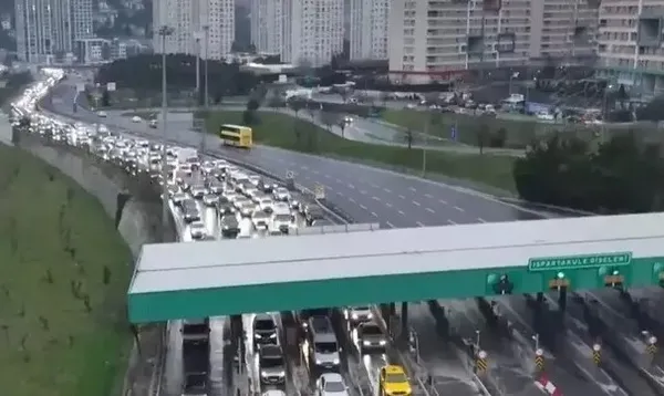 1706795915738.jpg Devletten İstanbul trafiği için yeni adım! Bakanlık gişeleri kaldırdı! SGS sistemi resmen başladı... - 4
