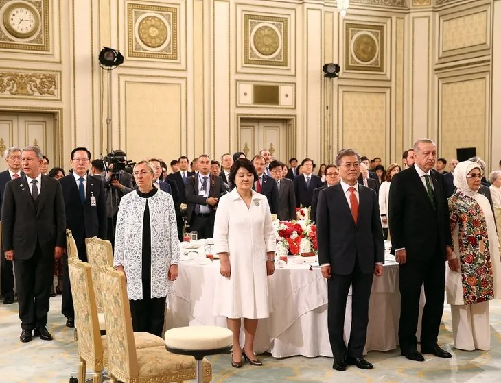 Cumhurbaşkanı Erdoğan, Moon Jae-in tarafından onuruna verilen yemeğe katıldı