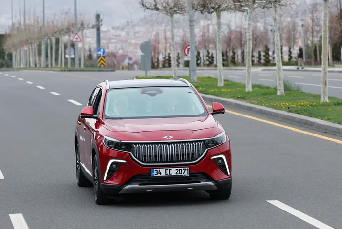 Yerli ve milli Togg zirvede! T10X Türkiye’de Yılın Otomobili seçildi
