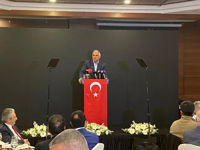 kultur-ve-turizm-bakani-ersoydan-2-gunde-hizmet-verdigi-soz-tuttu-1711827490463.jpg Kültür ve Turizm Bakanı Ersoy’dan 2 günde hizmet! Verdiği söz tuttu - 1