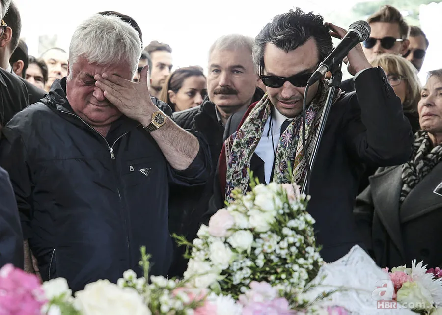 Faciada hayatını kaybeden Mina Başaran ve arkadaşları son yolculuklarına uğurlandı 14