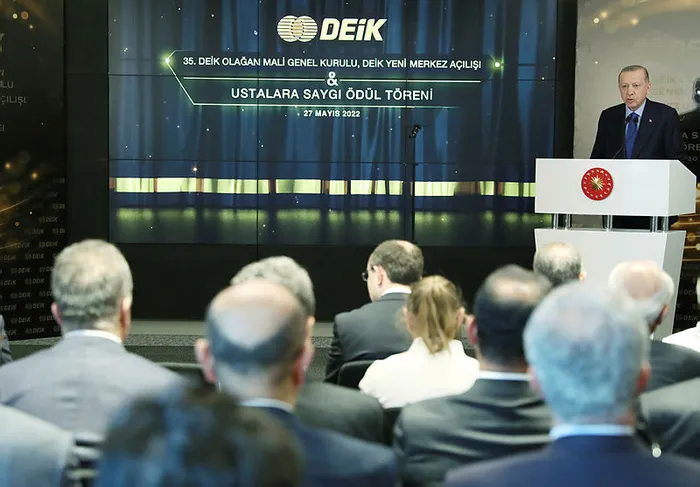 baskan-erdogandan-kemal-kilicdarogluna-sert-yanit-15-temmuzda-beni-kacirtamadiniz-kendin-fetoculer-sayesinde-k-1653666288169.jpg Başkan Erdoğan'dan Kemal Kılıçdaroğlu'na sert yanıt: 15 Temmuz’da beni kaçırtamadınız! Kendin FETÖ’cüler sayesinde kaçtın - 3