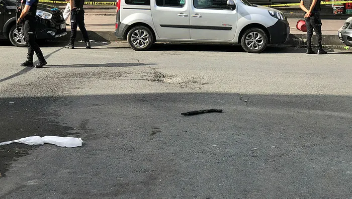 Esenyurt'ta silahlı çatışma: Yaralılar var - 2