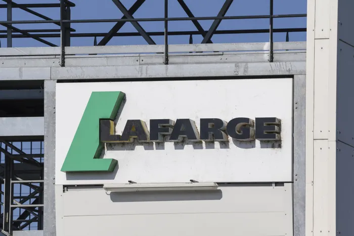 Lafarge skandalı Batı'nın terörle mücadelede ikiyüzlülüğünü ortaya çıkardı - 3