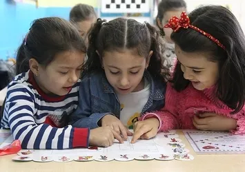 Okula uyum sürecinde ailelere önemli tavsiyeler