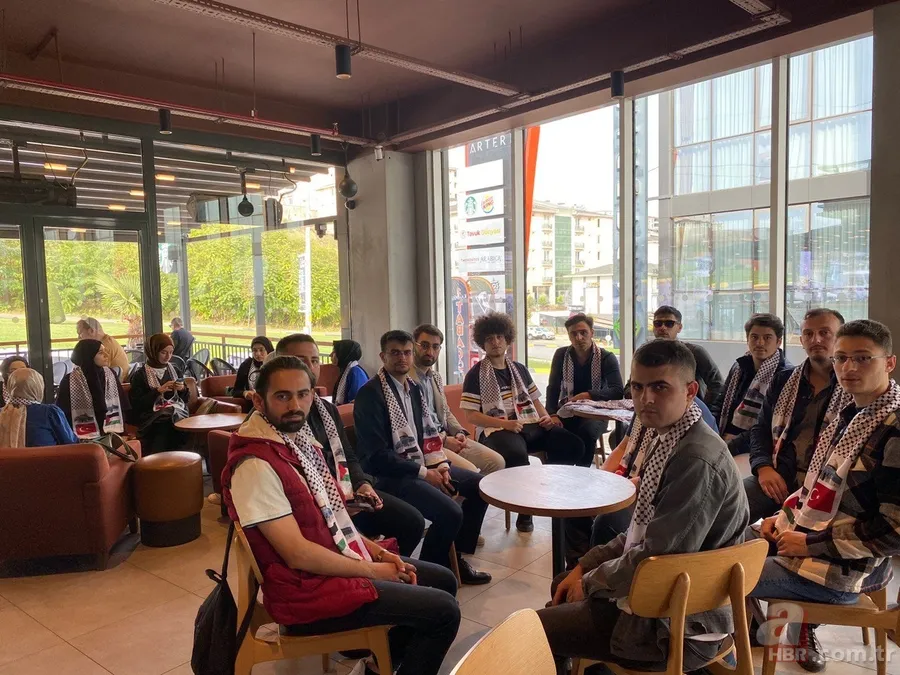 AK Parti Gençlik Kolları’ndan Starbucks’ta büyük Gazze eylemi: Say Stop! 7