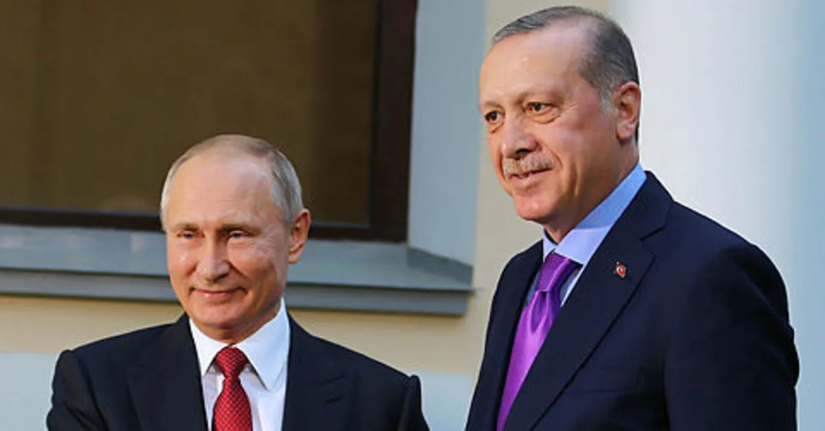Putin’den Türkiye’ye övgü, Batı’ya eleştiri