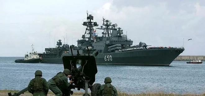 Vladimir Putin: Rus savaş gemileri Akdeniz’de devamlı nöbette olacak
