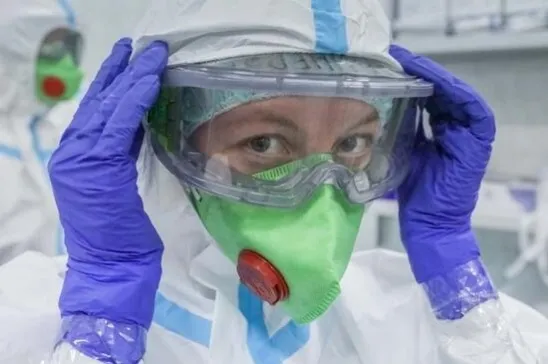 Koronavirüsü etkisizleştiren ilk maske üretildi! 50 kez yıkanabiliyor - 1