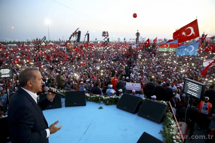 AK Parti'nin Türk siyasetindeki 21 yılı! Başkan Erdoğan'dan 84 milyona mektup | 2023 vurgusu
