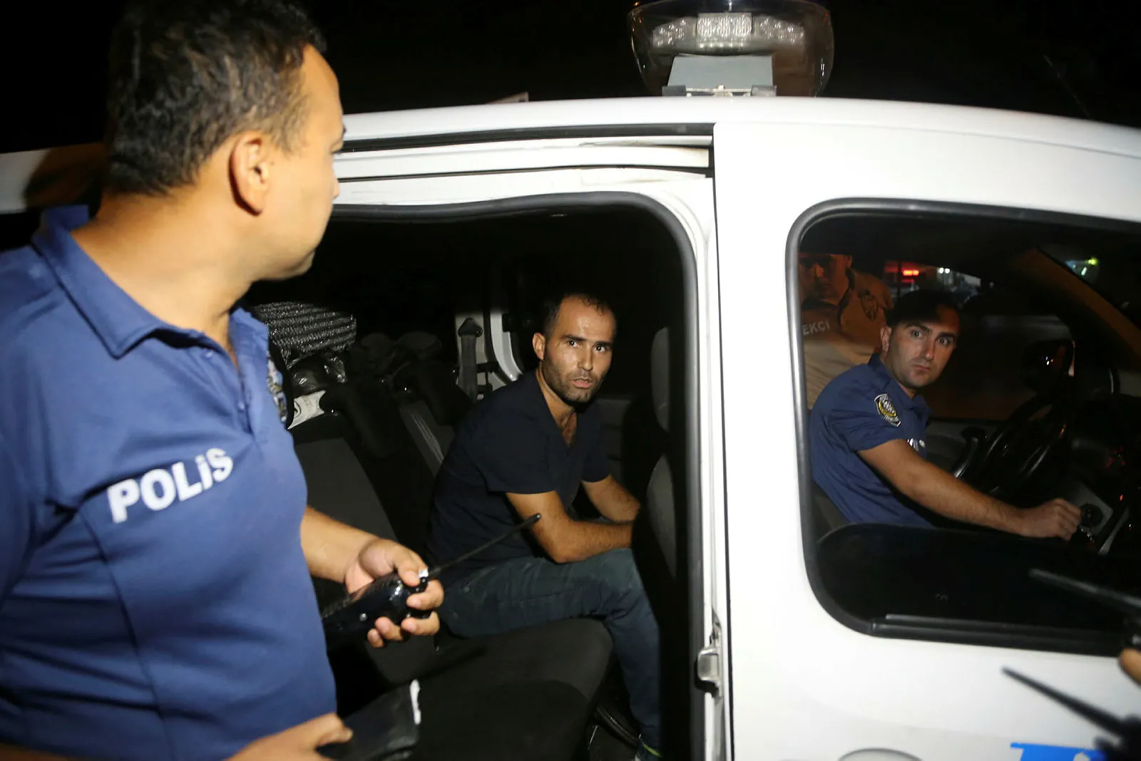 Adana'da polis zanlıyı ticari taksiyle kovalayıp yakaladı