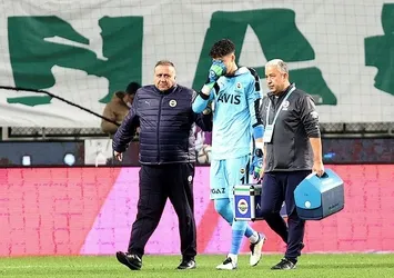 Fenerbahçe'de sakatlanan Altay Bayındır'dan kötü haber! Enner Valencia ve Gustavo...