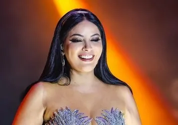 Şarkıcı Zara'dan oyunculuk itirafı! "O rollerin çoğu bana teklif edildi"