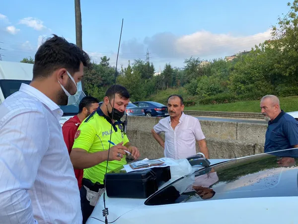 yola-cikacaklar-dikkat-temde-zincirleme-kaza-1629355239154.jpg Yola çıkacaklar dikkat! TEM'de zincirleme kaza - 5