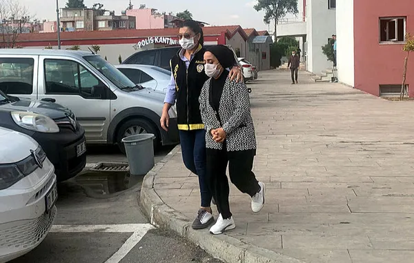 Kendilerini emniyet müdürü olarak tanıtıp dolandırıcılık yaptılar! 500 bin TL'lik vurgun - 1