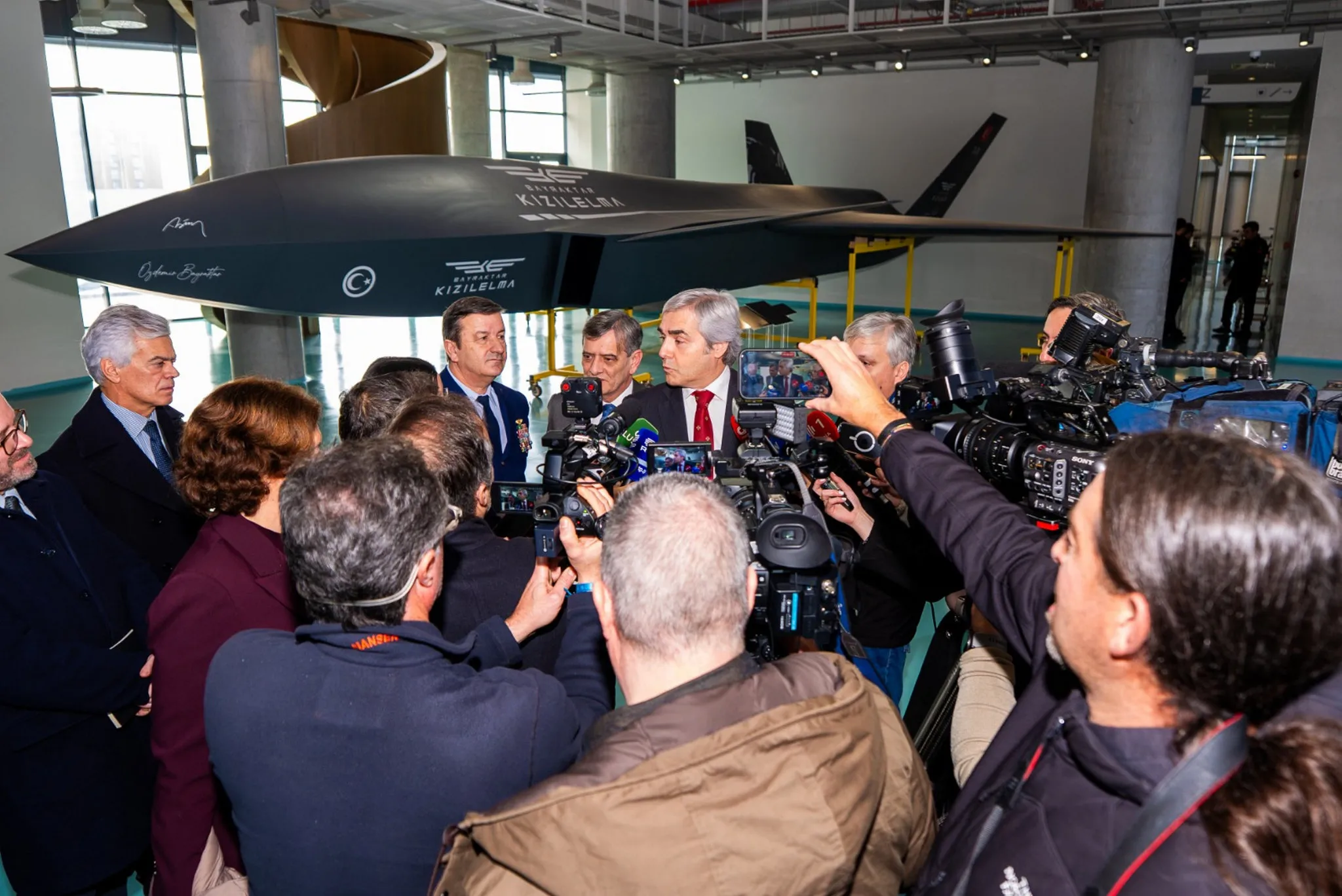 Portekiz Savunma Bakanı Melo, Türk SİHA'larına hayran kaldı: Dünyadaki en iyi teknolojinin zirvesinde