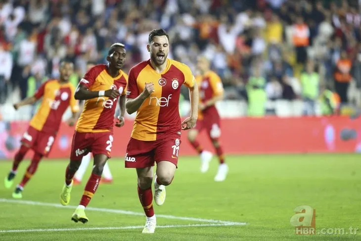 Akhisarspor - Galatasaray finalinde dikkat çeken an! Terim ve Fatih Öztürk ne konuştu?