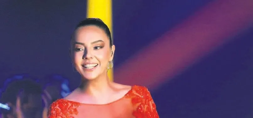 Ebru Gundes Ten Arka Arkaya 7 Konser A Haber Son Dakika Magazin Haberleri