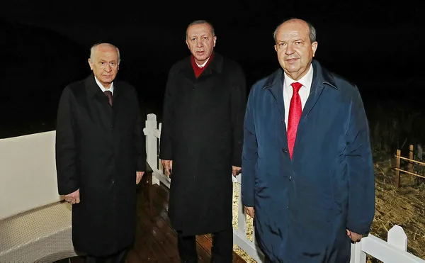 KKTC Cumhurbaşkanı Ersin Tatar'dan Rum lider Anastasiadis'e: Gerçekleşmeyecek hayaller peşinde koşmamalı - 1
