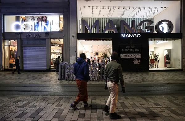 Son dakika: İstiklal Caddesi’ndeki hain saldırı sonrası dikkat çeken detay: Gece yarısı hepsi kaldırıldı