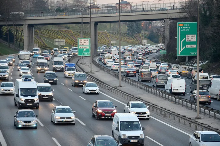 Son dakika: İstanbul'da korkulan eşik aşıldı! Artık yol gitmiyor - 1