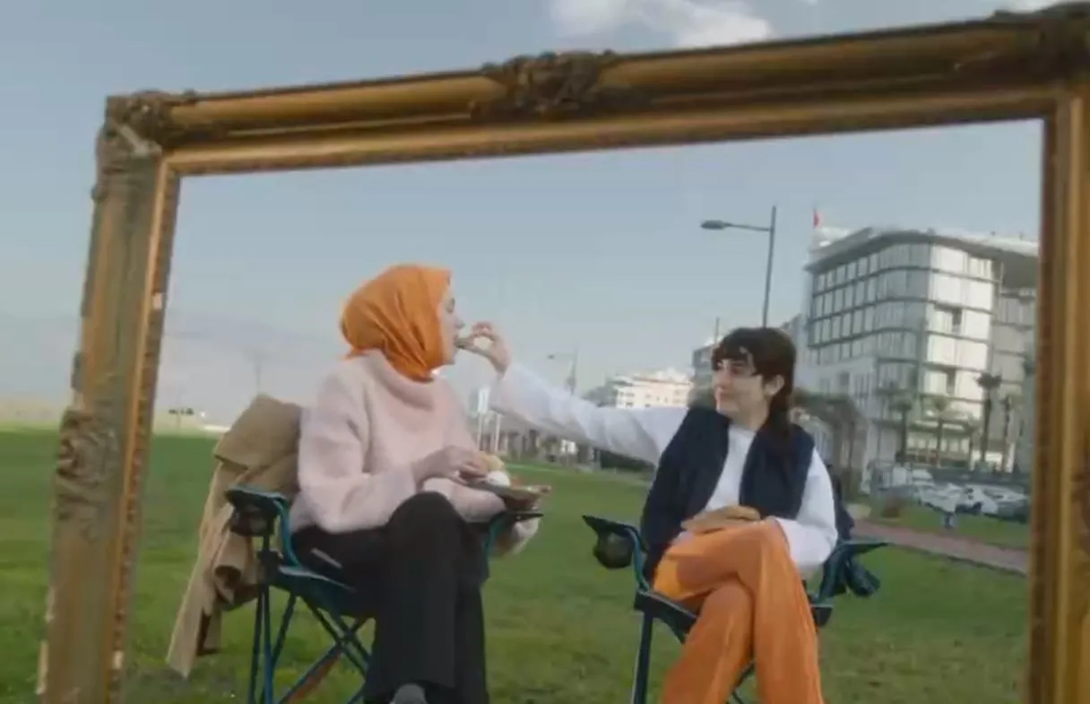 AK Parti İzmir'in yeni seçim şarkısı: "Sevdik Sevdalandık"