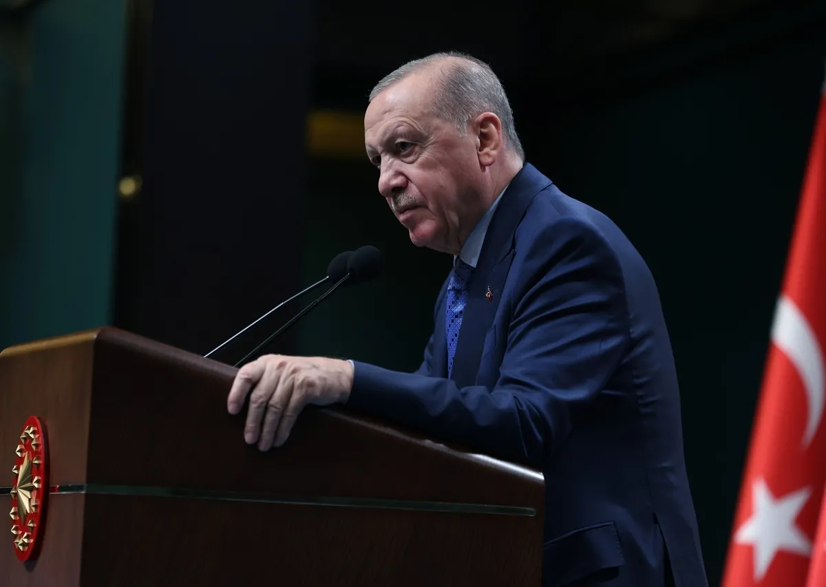 baskan-erdogan-turkiye-sokaga-teslim-edilemez-ulkemizi-sokakta-bulmadik-1793033236855.jpeg Başkan Erdoğan: Türkiye sokağa teslim edilemez! Ülkemizi sokakta bulmadık - 3