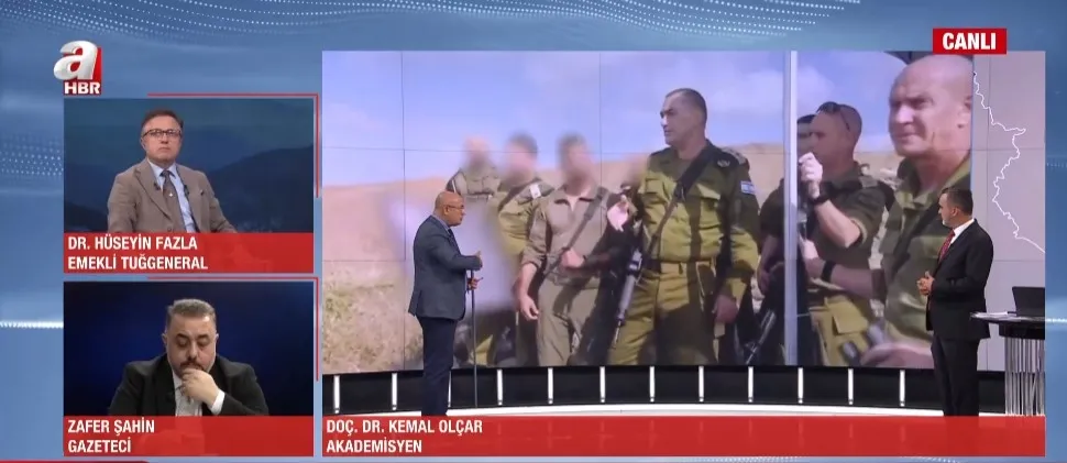 isgalci-israilden-suriye-provokasyonu-netanyahunun-korkusu-baskan-erdoganin-sam-ziyareti-1787184164525.jpg İsrail Genelkurmay Başkanı Eyal Zamir, Ebu Zuhur Askeri Havalimanına düzenlenen saldırnın ardından İşgal ettikleri Suriye topraklarına ziyarette bulundu. (Foto: A Haber - Ekran Görüntüsü)