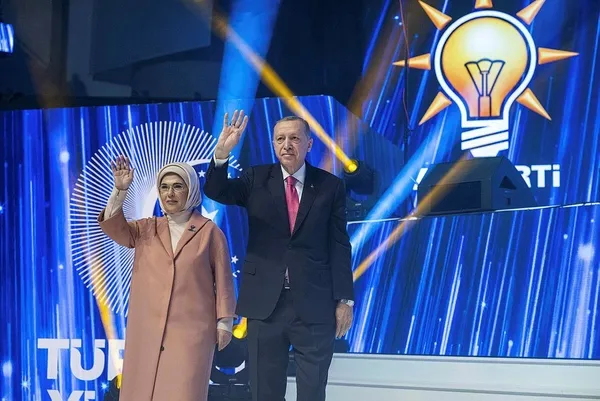 AK Parti startı Doğru zaman doğru adam sloganıyla verdi! Başkan Erdoğan seçim beyannamesini açıkladı