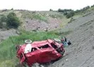 Minibüs uçuruma yuvarlandı! 4 ölü